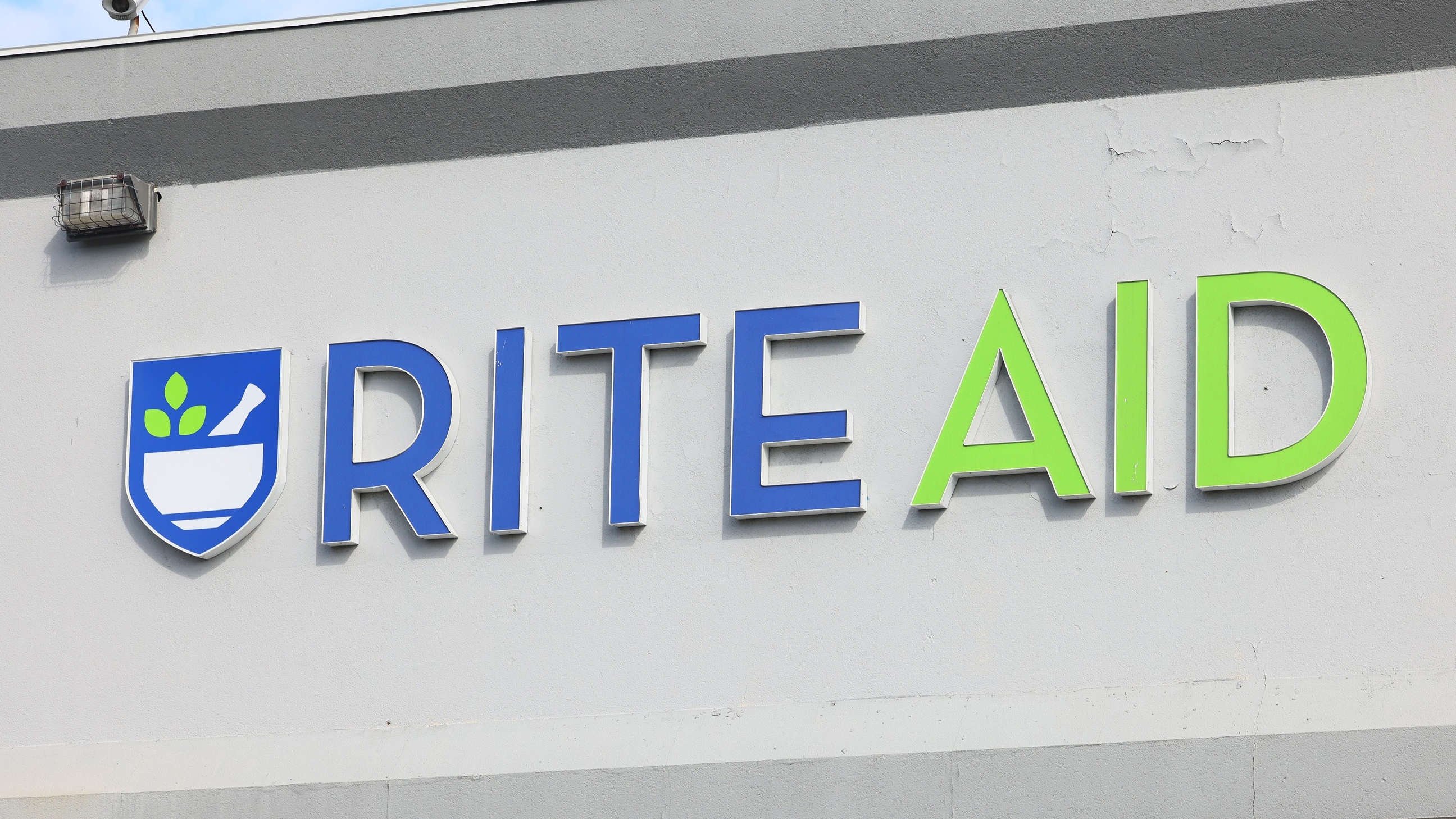 Rite Aid to close all stores nationwide amid 2nd bankruptcy filing Rite Aid to close all stores nationwide amid 2nd bankruptcy filing